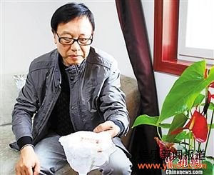 患者吐针筒 湖北患者术后竟吐出针筒(图)